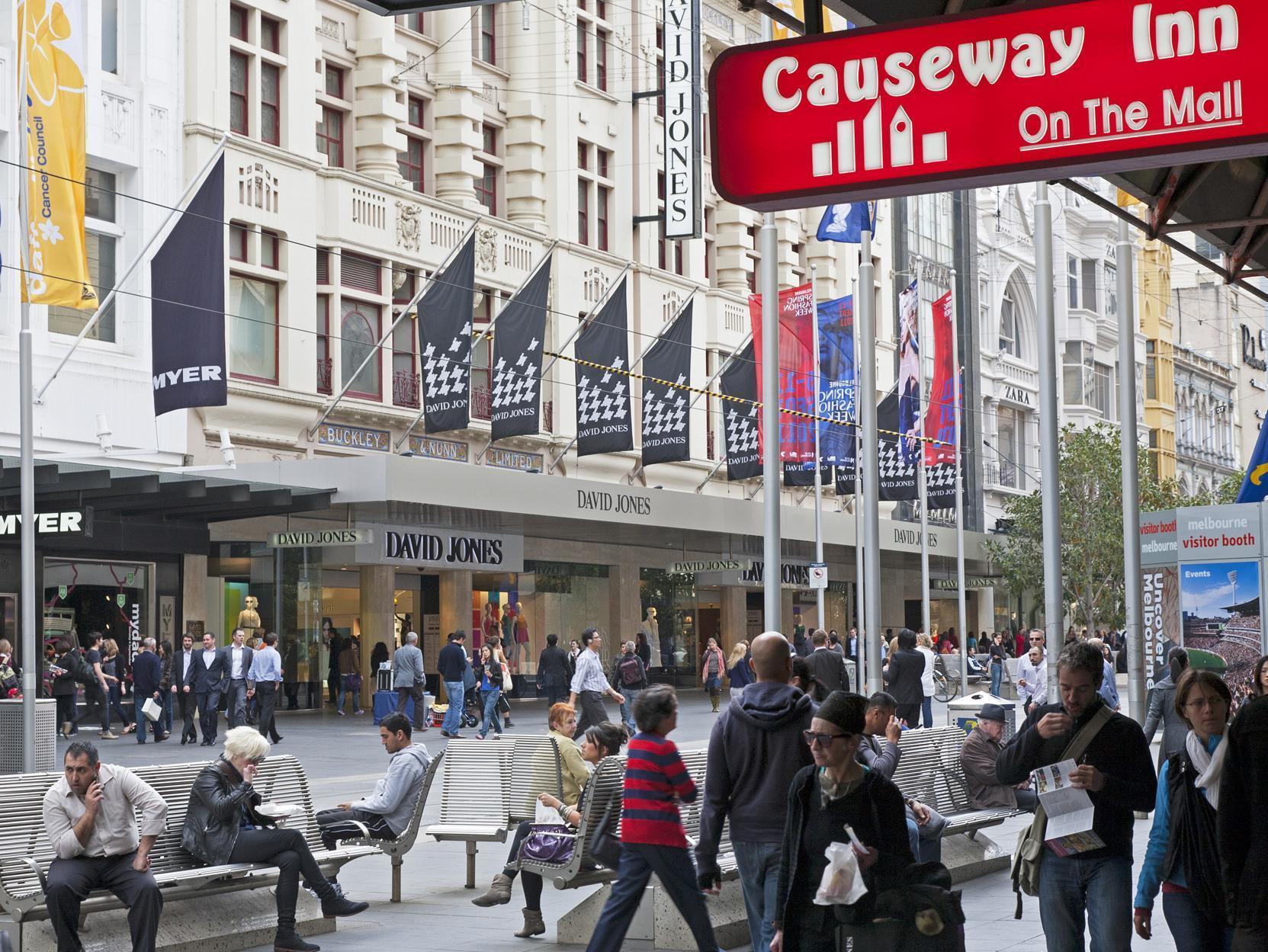 Causeway Inn On The Mall Melbourne Exterior photo